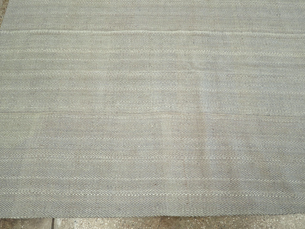 Contemporary Turkish Flatweave Kilim Room Size Carpet, No.31122 - Gss