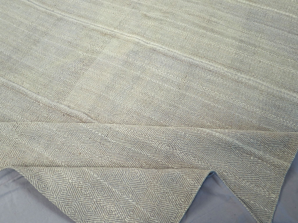 Contemporary Turkish Flatweave Kilim Room Size Carpet, No.31122 - Gss