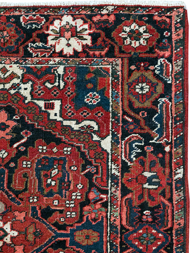 Antique Persian Heriz Throw Rug, No.31124 - Gss