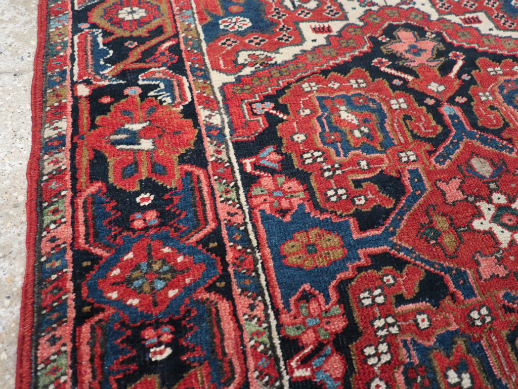 Antique Persian Heriz Throw Rug, No.31124 - Gss