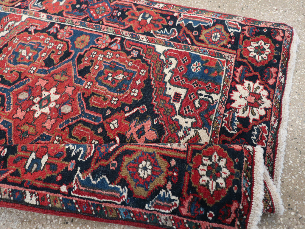 Antique Persian Heriz Throw Rug, No.31124 - Gss