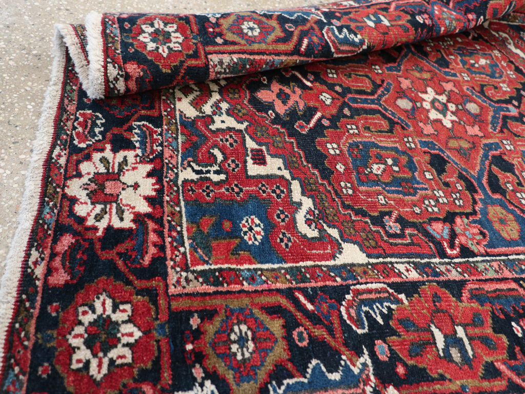 Antique Persian Heriz Throw Rug, No.31124 - Gss