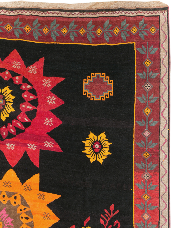 Vintage Turkish Anatolian Large Tribal Room Size Carpet, No.31139 - Gss