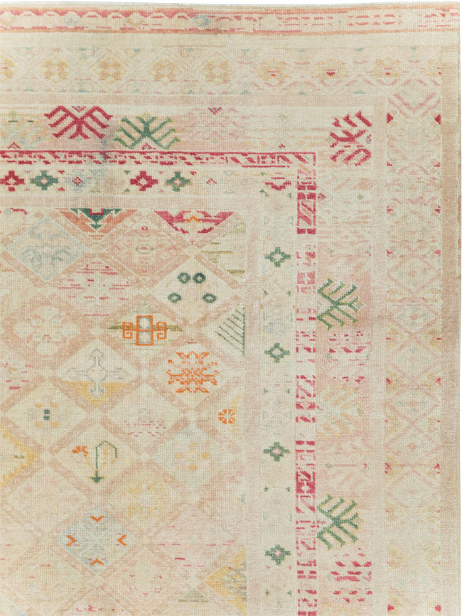 Vintage Turkish Anatolian Accent Carpet, No.31140 - Gss