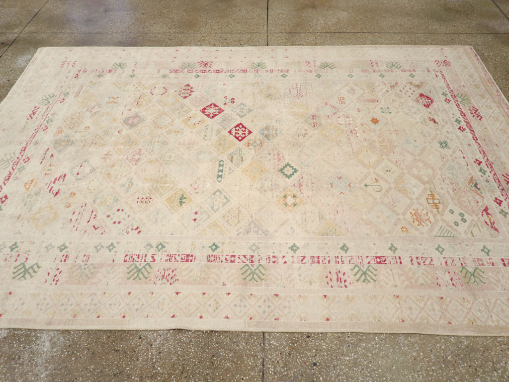 Vintage Turkish Anatolian Accent Carpet, No.31140 - Gss