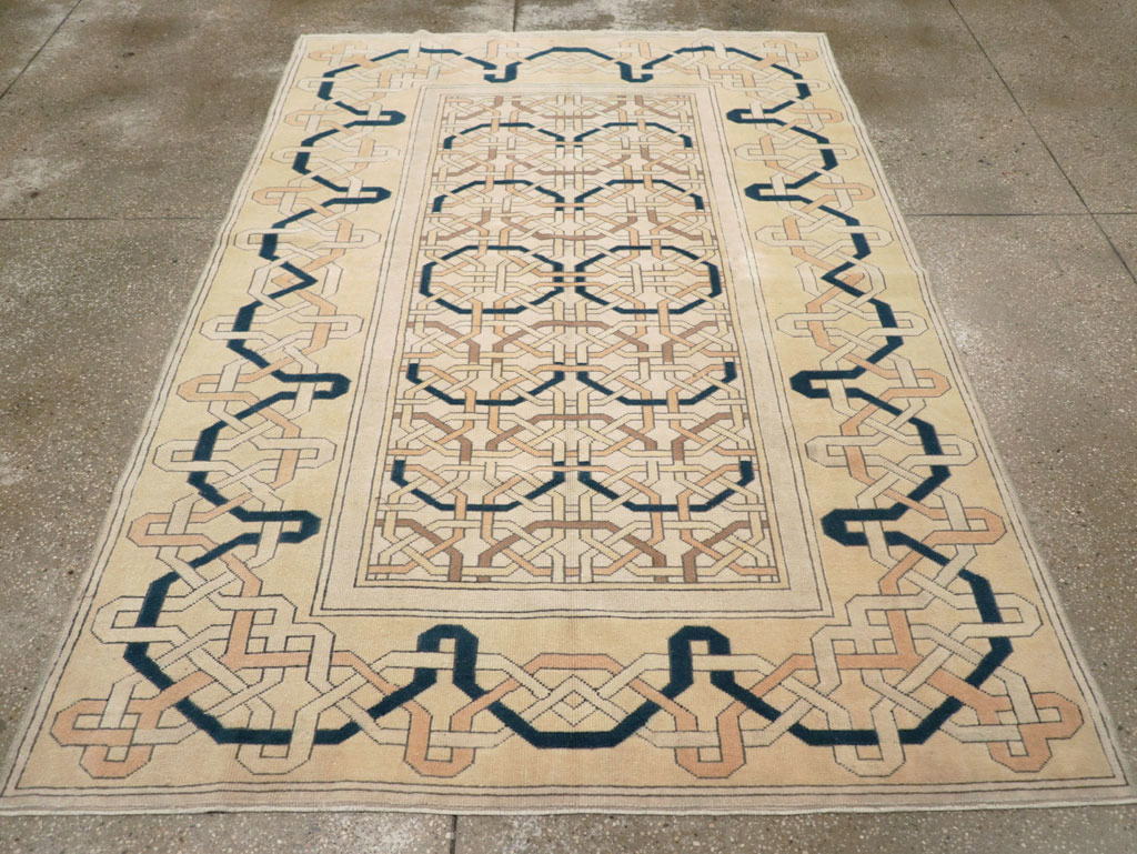 Vintage Turkish Anatolian Art Deco Style Accent Rug, No.31142 - Gss