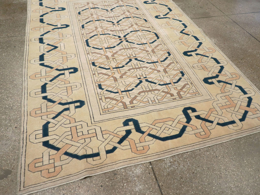 Vintage Turkish Anatolian Art Deco Style Accent Rug, No.31142 - Gss