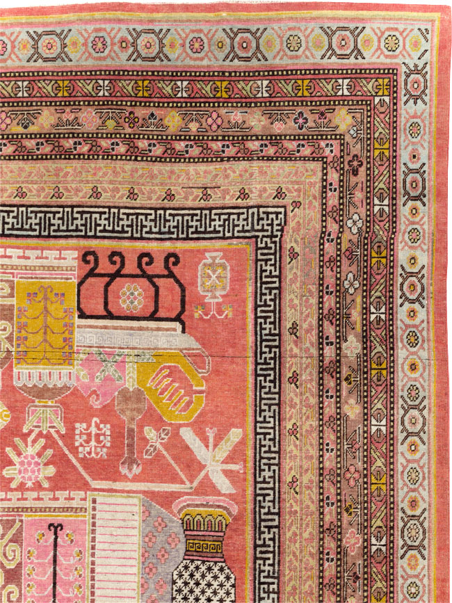 Antique East Turkestan Vase Khotan Small Room Size Carpet, No.31144 - Gss