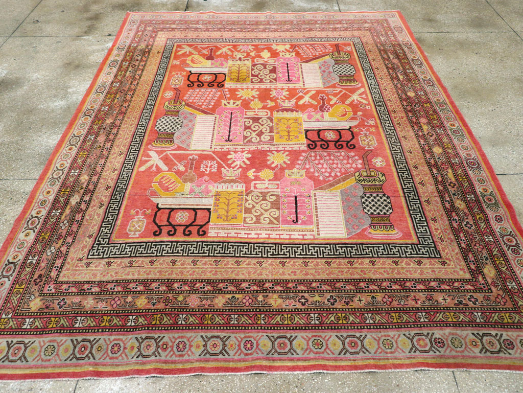 Antique East Turkestan Vase Khotan Small Room Size Carpet, No.31144 - Gss