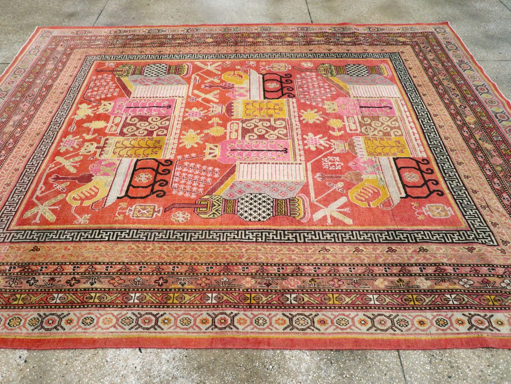 Antique East Turkestan Vase Khotan Small Room Size Carpet, No.31144 - Gss