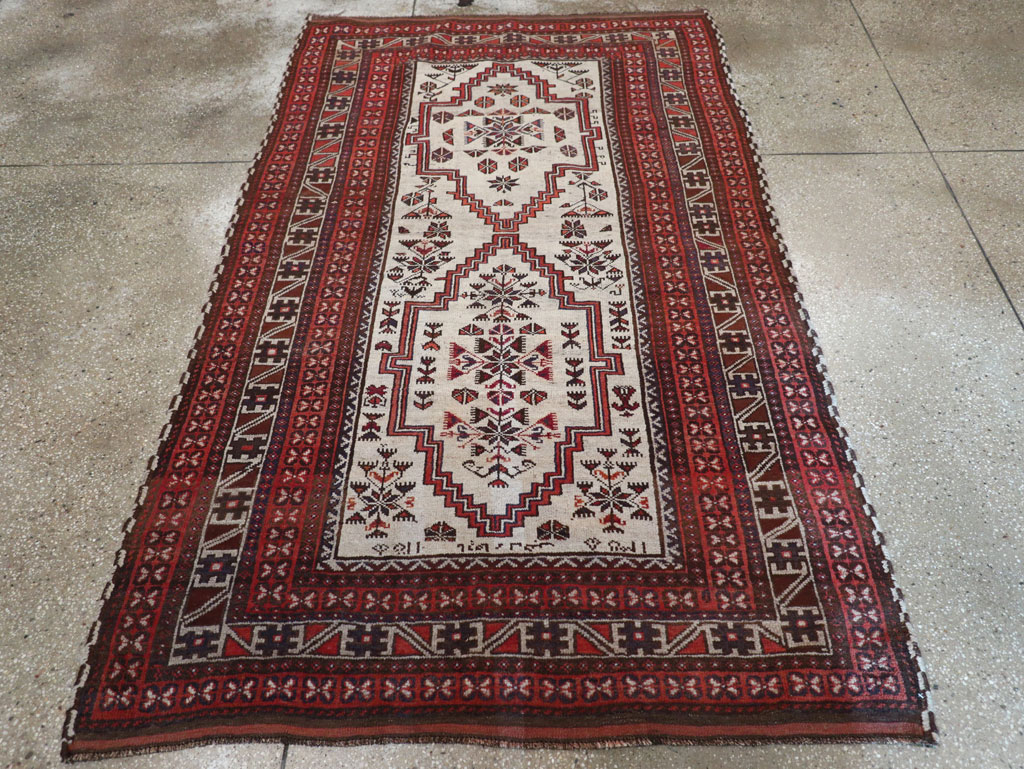 Vintage Persian Baluch Accent Rug, No.31147 - Gss