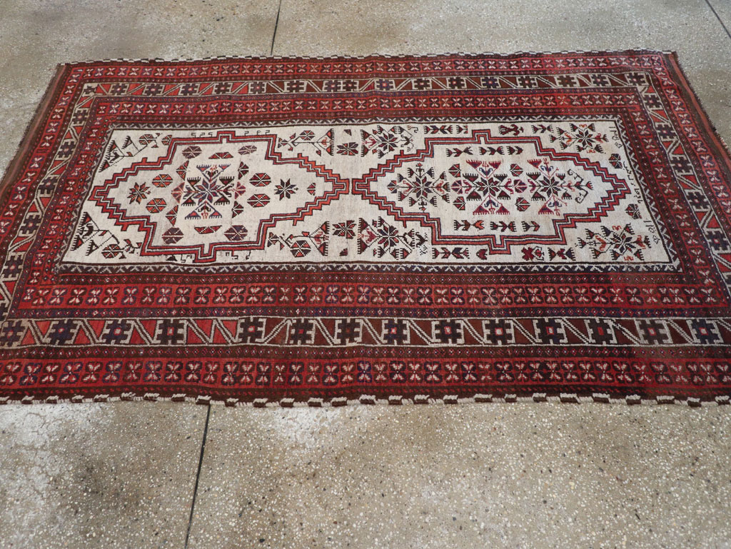 Vintage Persian Baluch Accent Rug, No.31147 - Gss