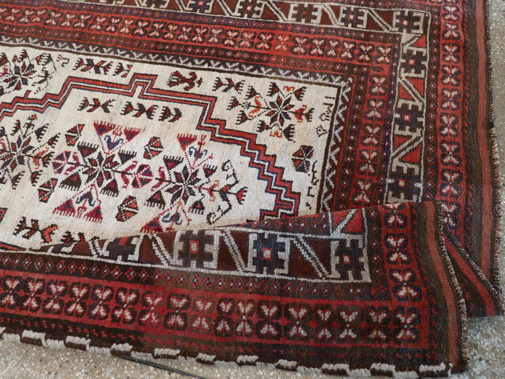 Vintage Persian Baluch Accent Rug, No.31147 - Gss
