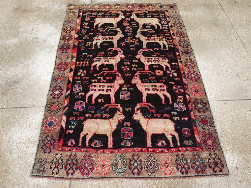 Vintage Pictorial Persian Shiraz Rug, No.31154 - Gss