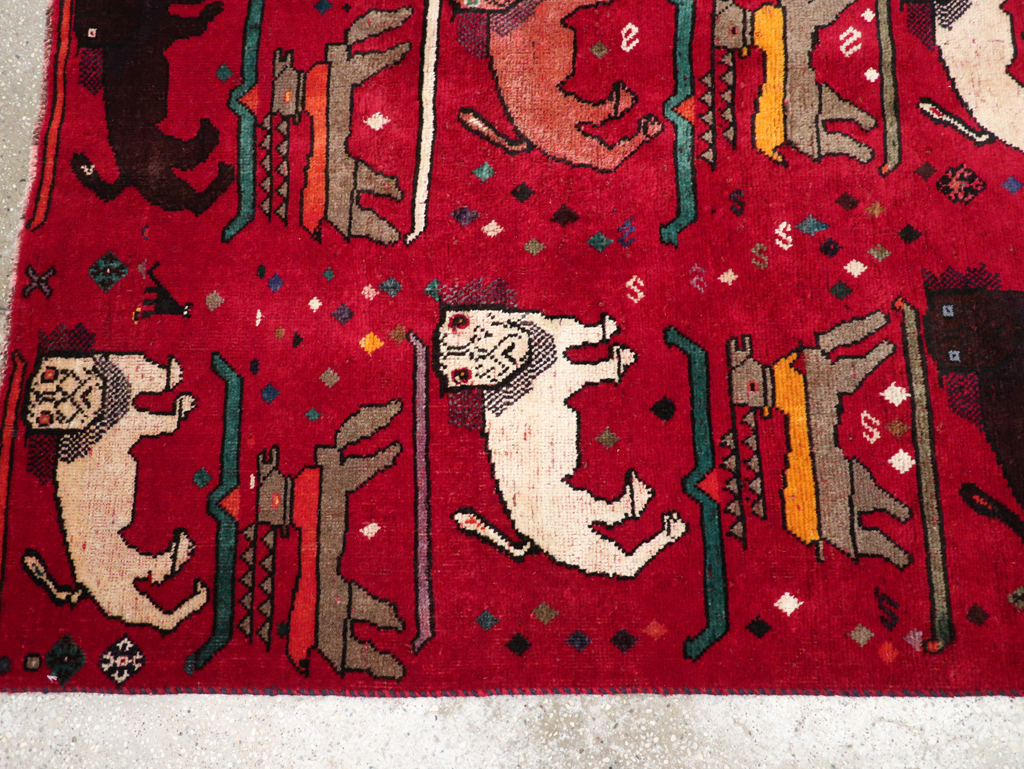 Vintage Persian Pictorial Shiraz Rug, No.31155 - Gss