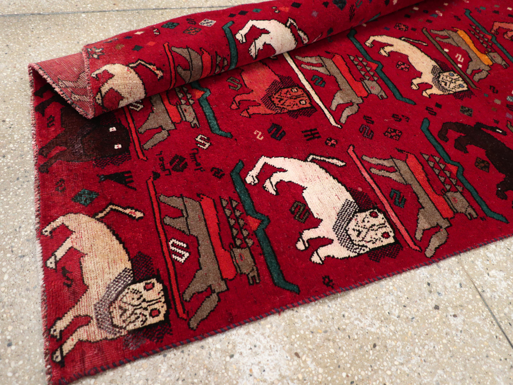 Vintage Persian Pictorial Shiraz Rug, No.31155 - Gss