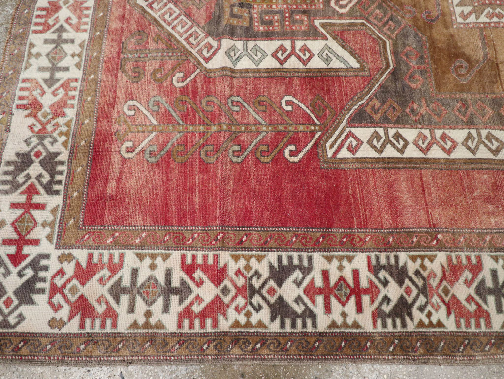 Vintage Turkish Anatolian Small Room Size Carpet, No.31168 - Gss