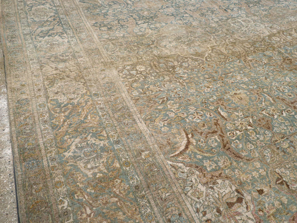 Antique Persian Isfahan Oversize Carpet, No.31174 - Gss