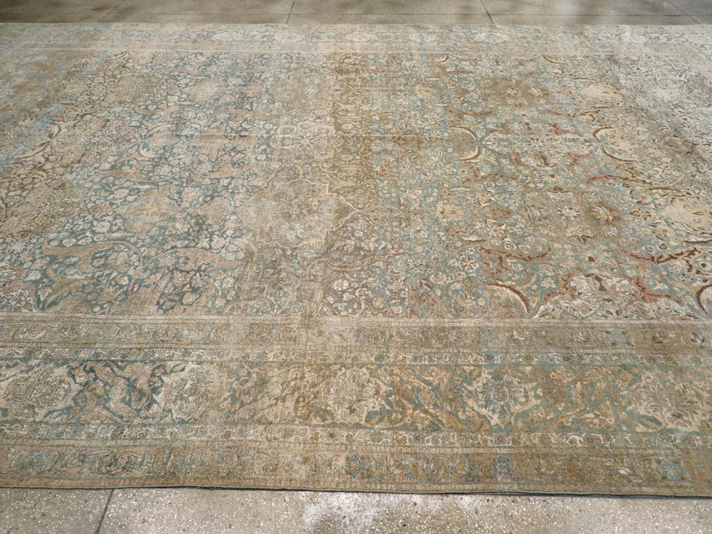 Antique Persian Isfahan Oversize Carpet, No.31174 - Gss