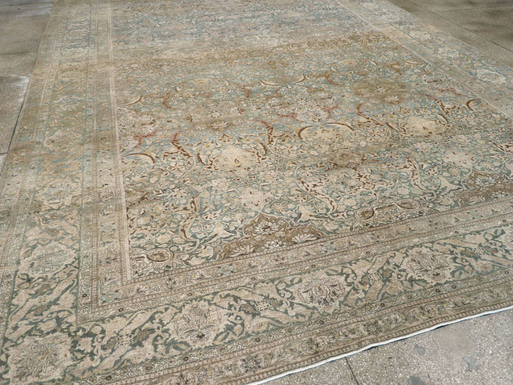 Antique Persian Isfahan Oversize Carpet, No.31174 - Gss