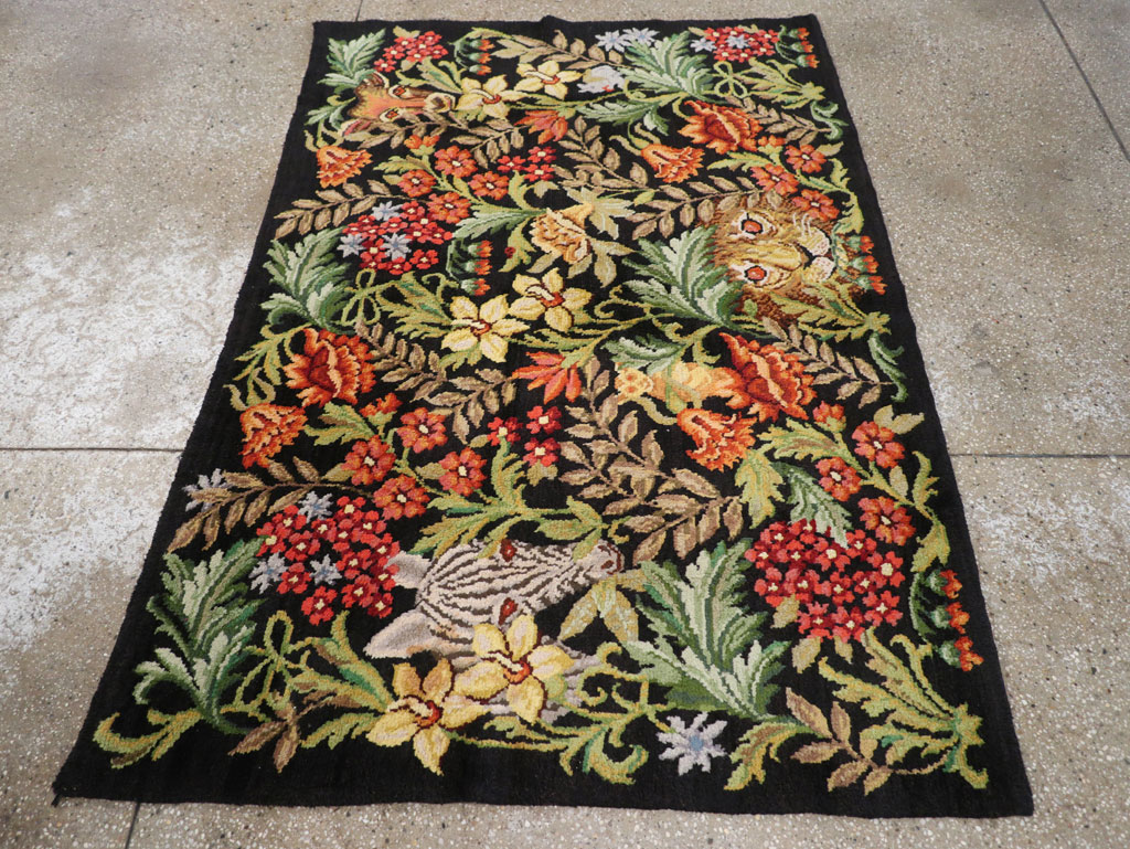 Vintage Portuguese Savonnerie Pictorial Accent Rug, No.31180 - Gss