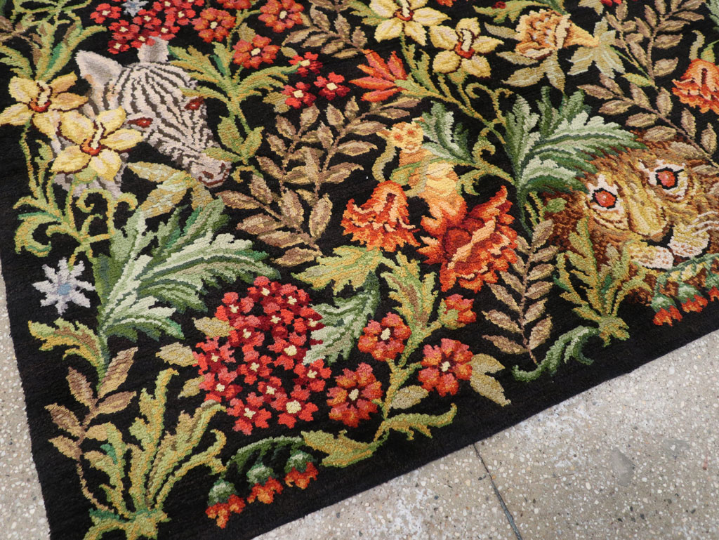 Vintage Portuguese Savonnerie Pictorial Accent Rug, No.31180 - Gss