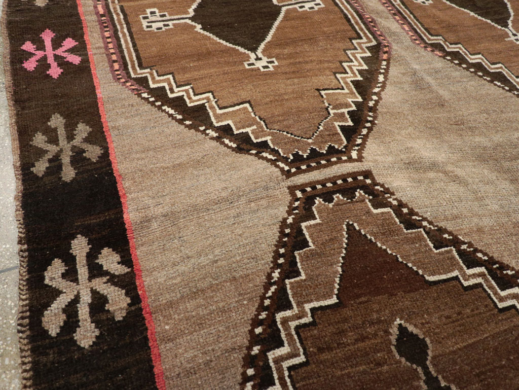 Vintage Turkish Anatolian Tribal Small Room Size Carpet, No.31200 - Gss