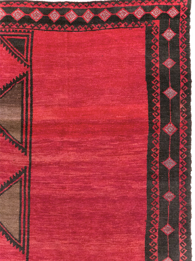 Vintage Turkish Anatolian Tribal Room Size Carpet, No.31202 - Gss