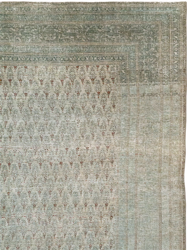 Distressed Antique Persian Tabriz Room Size Carpet, No.31213 - Gss