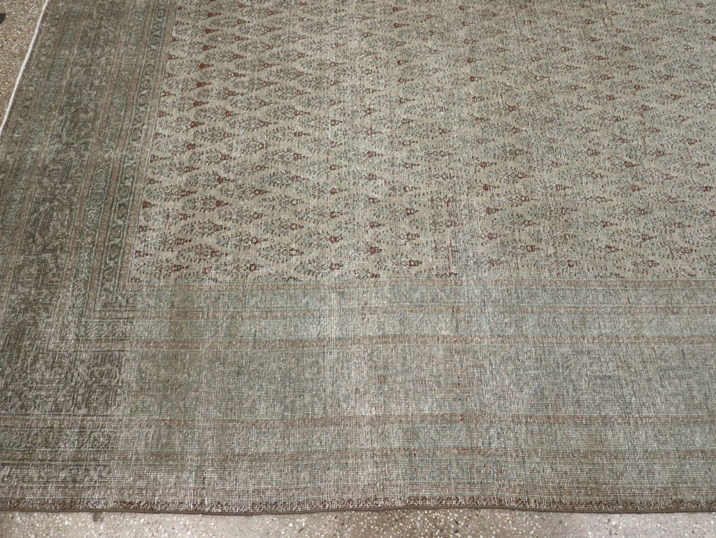 Distressed Antique Persian Tabriz Room Size Carpet, No.31213 - Gss