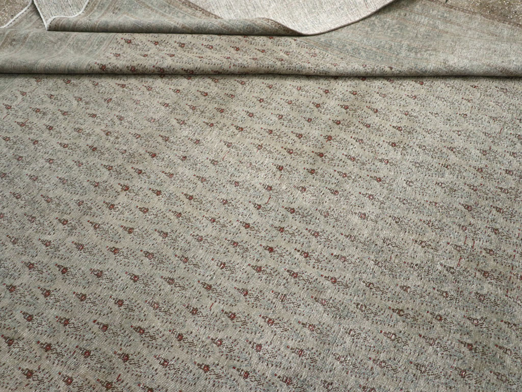 Distressed Antique Persian Tabriz Room Size Carpet, No.31213 - Gss