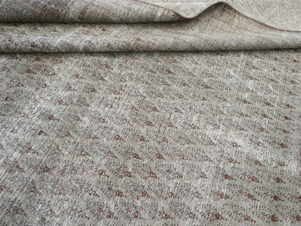 Distressed Antique Persian Tabriz Room Size Carpet, No.31213 - Gss