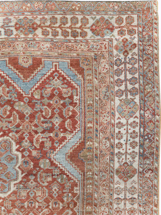 Antique Persian Shiraz Small Room Size Carpet, No.31215 - Gss