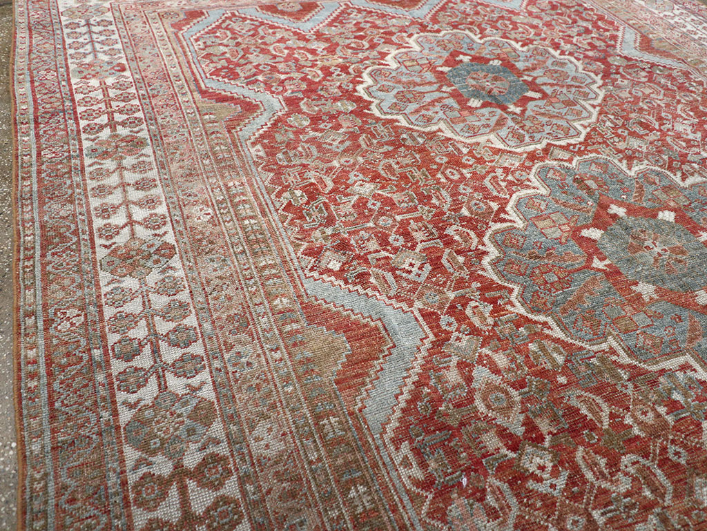 Antique Persian Shiraz Small Room Size Carpet, No.31215 - Gss