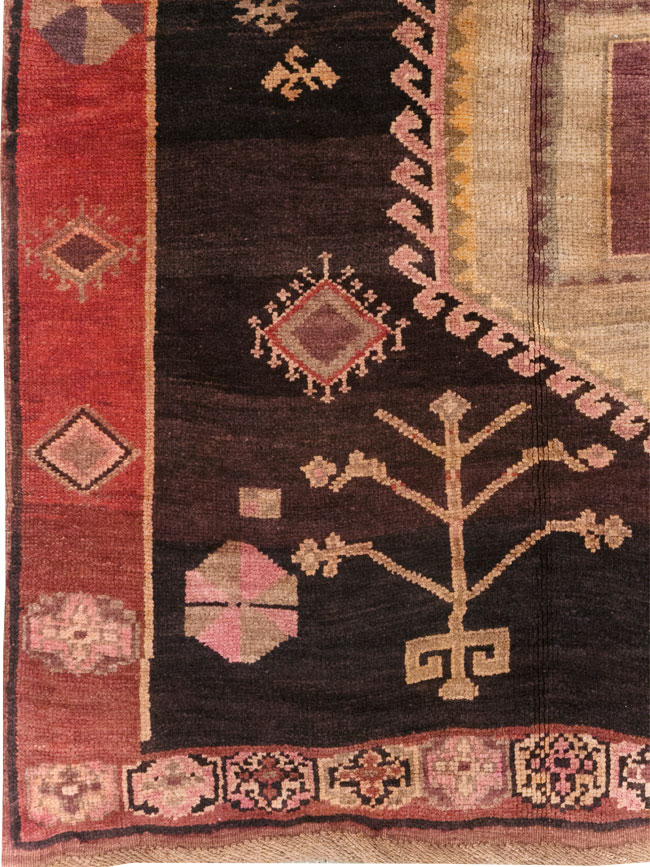 Vintage Turkish Anatolian Tribal Room Size Carpet, No.31218 - Gss