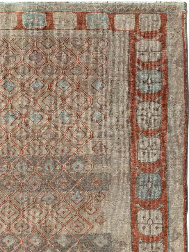 Vintage Persian Veece Accent Carpet, No.31228 - Gss