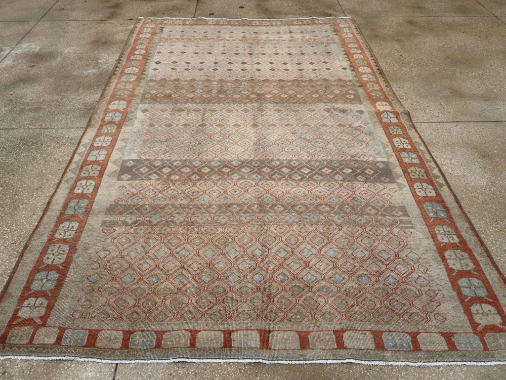 Vintage Persian Veece Accent Carpet, No.31228 - Gss