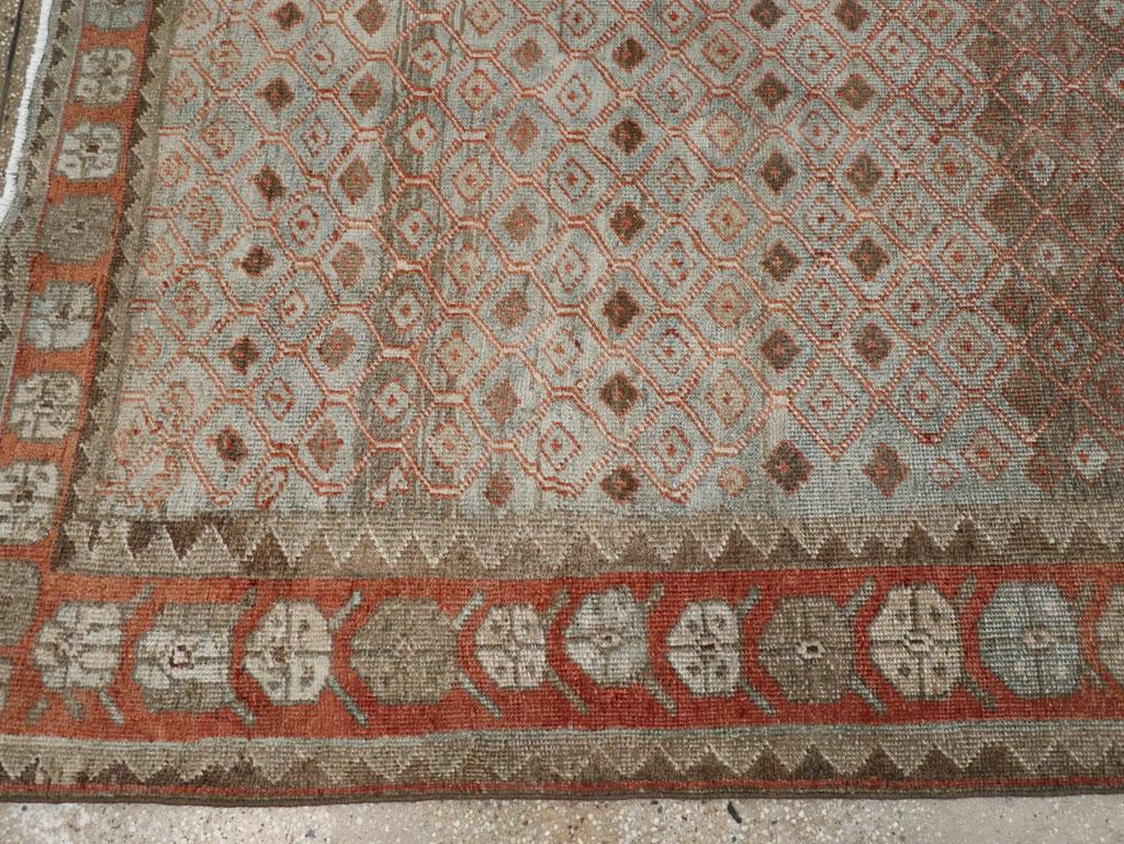 Vintage Persian Veece Accent Carpet, No.31228 - Gss