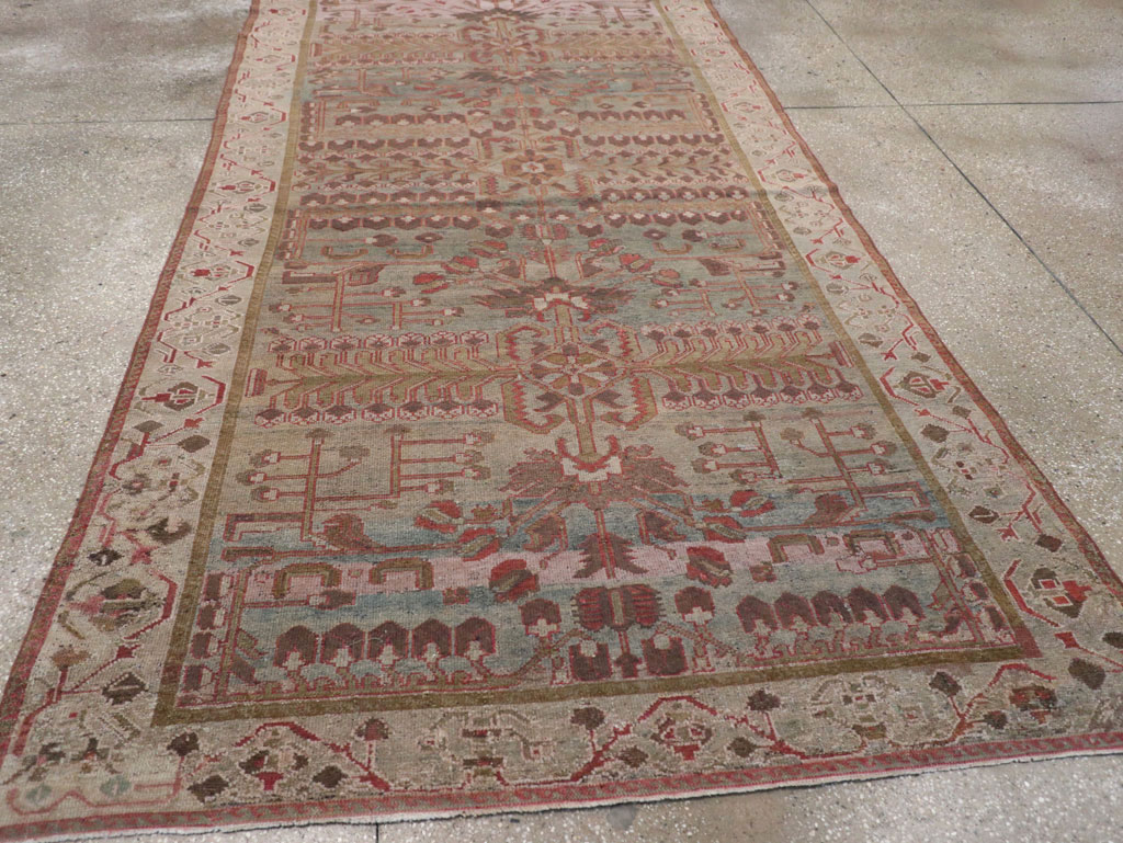 Antique Persian Bakhtiari Gallery Rug, No.31231 - Gss