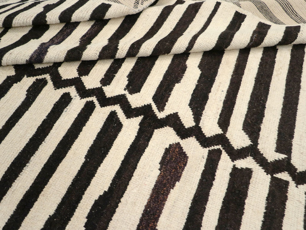 Contemporary Turkish Zebra Print Room Size Carpet, No.31243 - Gss