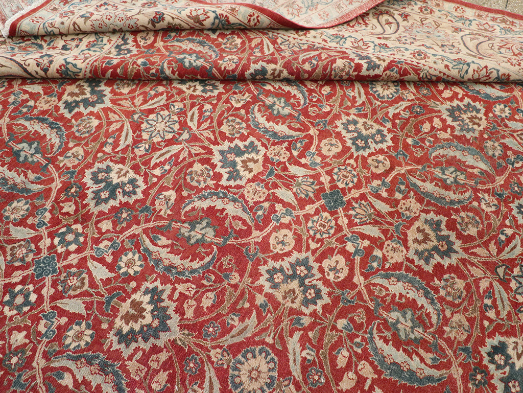 Vintage Persian Isfahan Room Size Carpet, No.31245 - Gss