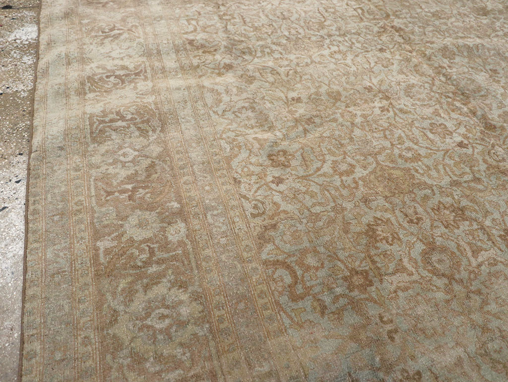 Vintage Persian Tabriz Accent Carpet, No.31246 - Gss