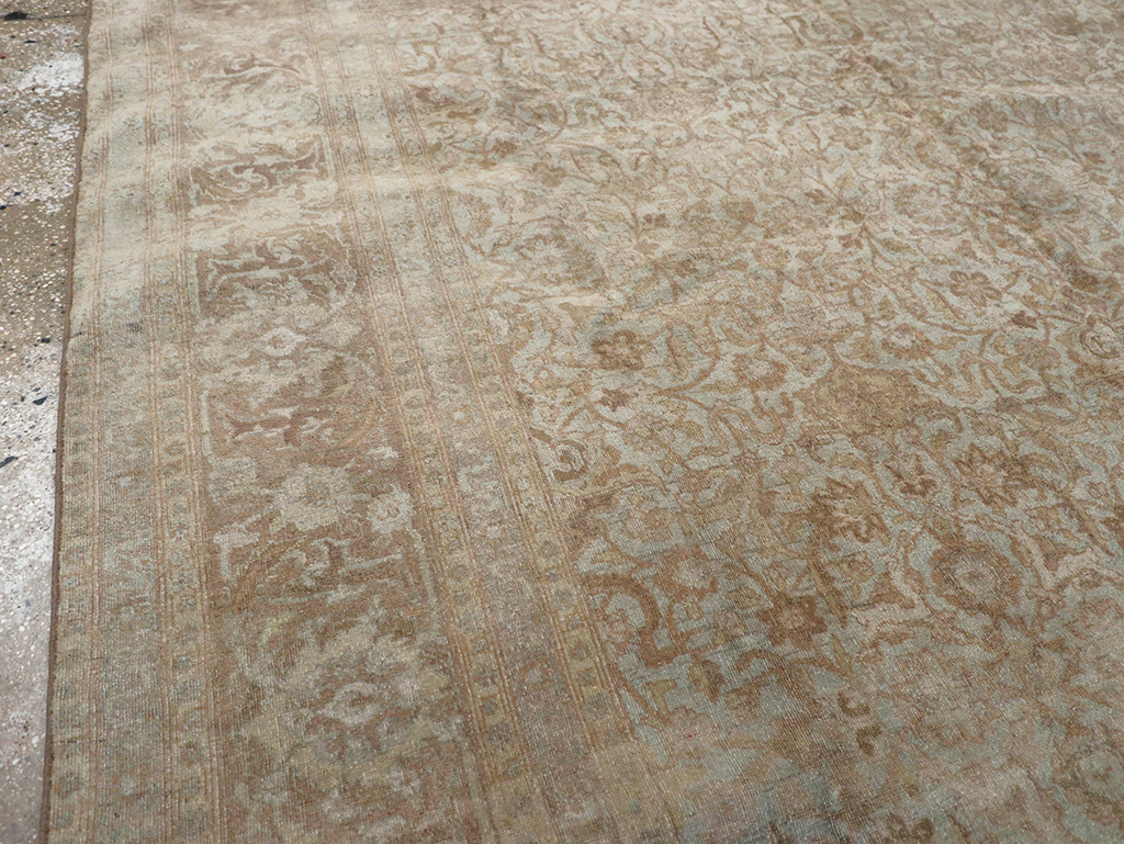 Vintage Persian Tabriz Accent Carpet, No.31246 - Gss
