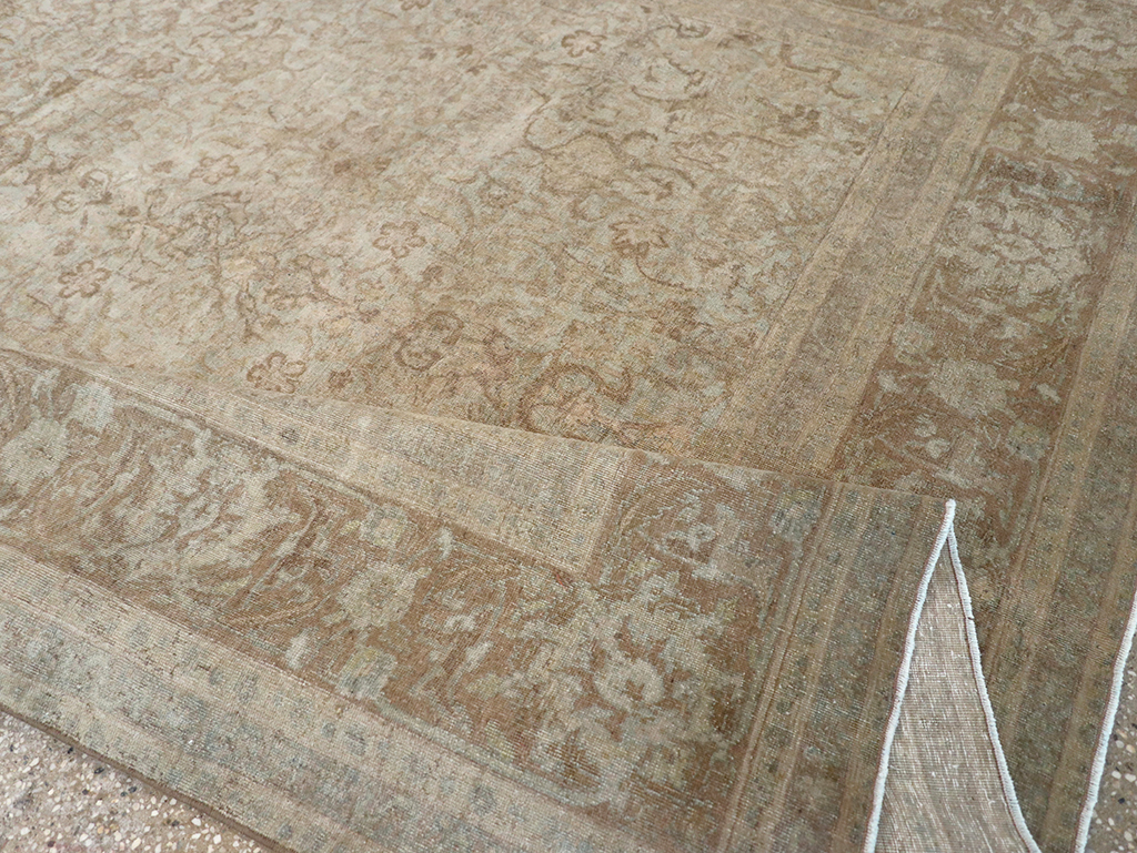 Vintage Persian Tabriz Accent Carpet, No.31246 - Gss