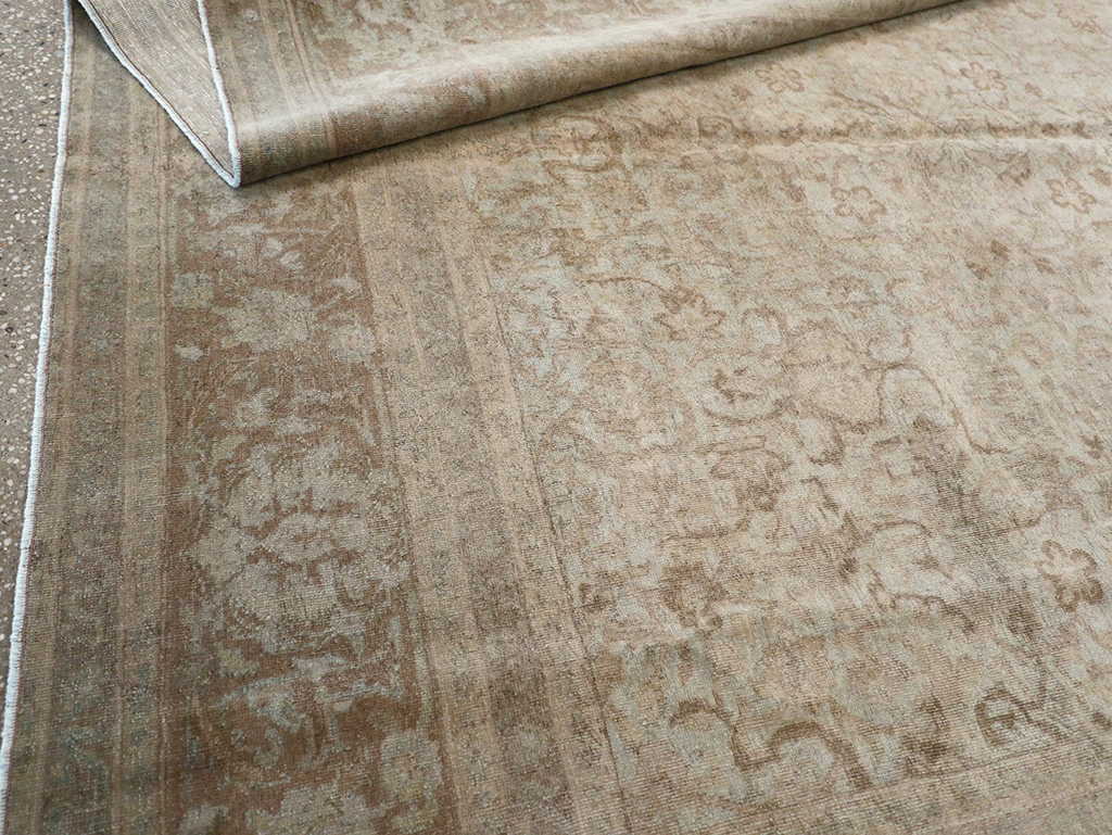 Vintage Persian Tabriz Accent Carpet, No.31246 - Gss