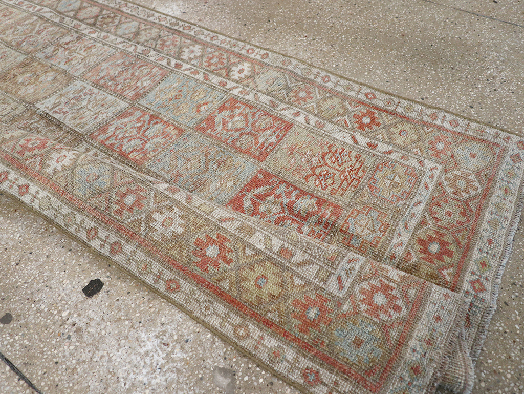 Antique Persian Kurd Bidjar Long Runner, No.31255 - Gss