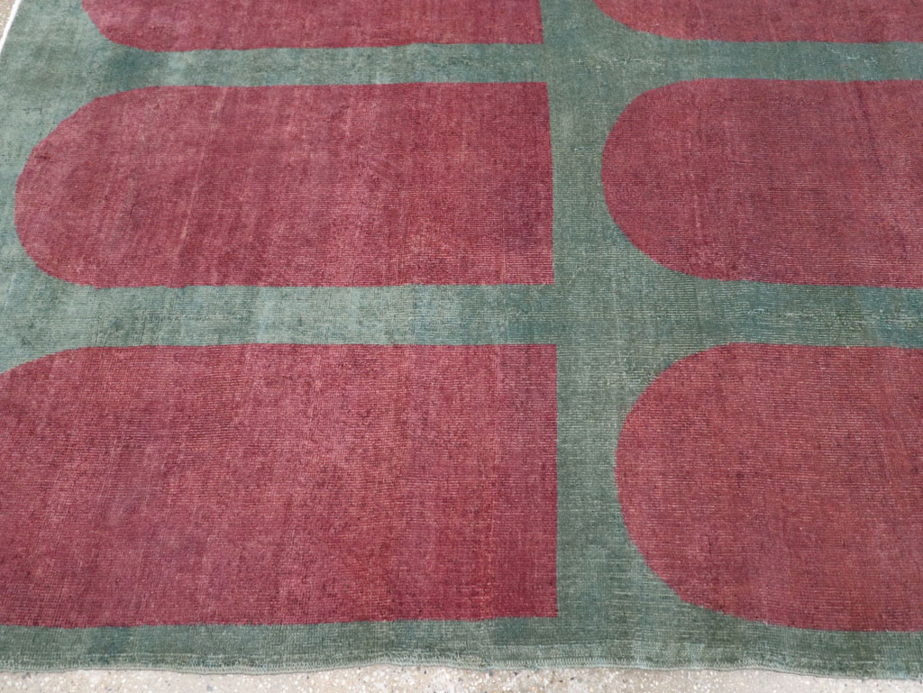 Vintage Turkish Art Deco Style Room Size Carpet, No.31273 - Gss