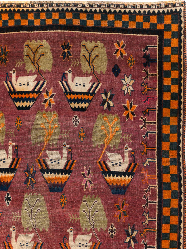 Vintage Persian Pictorial Gabbeh Accent Rug, No.31316 - Gss