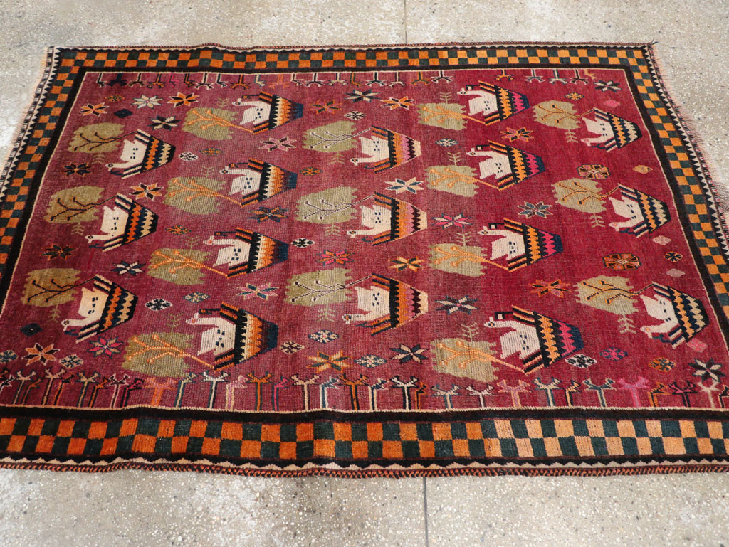 Vintage Persian Pictorial Gabbeh Accent Rug, No.31316 - Gss