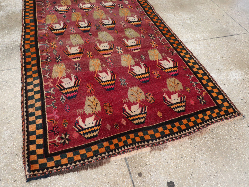 Vintage Persian Pictorial Gabbeh Accent Rug, No.31316 - Gss